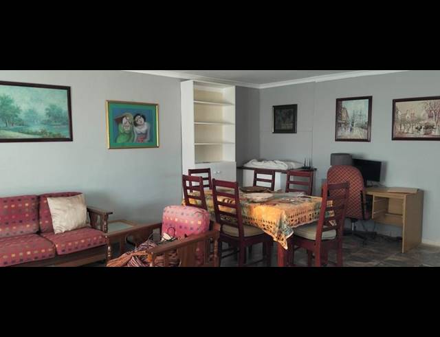 2 BEDROOM PROPERTY TO RENT IN OAKDENE